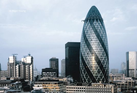 Cristalerias-en-Gran-Canaria-Vitecan-vidrio-curvado-thegherkin