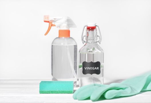 Cristalerias-en-Gran-Canaria-Vitecan-limpiar-vinagreblanco